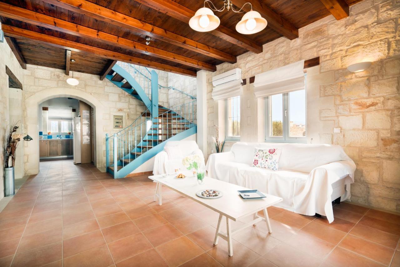 Beachfront Villa Turquoise With Private Pool, Bbq And Ping Pong Table Chania  Exterior photo